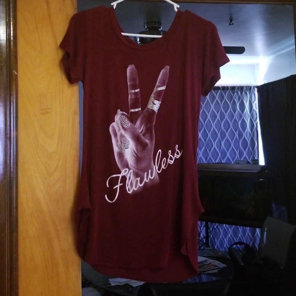 Beautiful top with silver shimmer detail